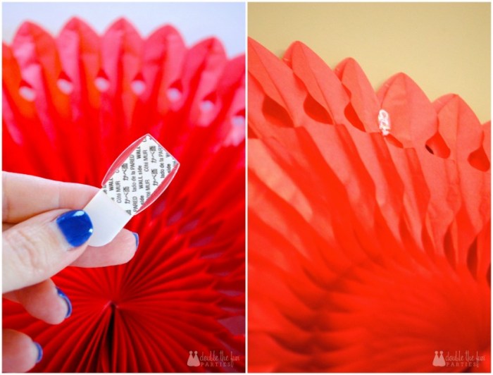 How to make a tissue fan decoration