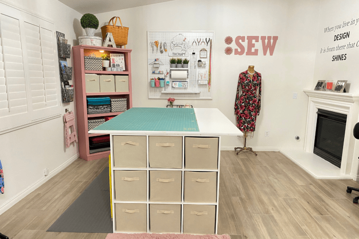 How to decorate my sewing room